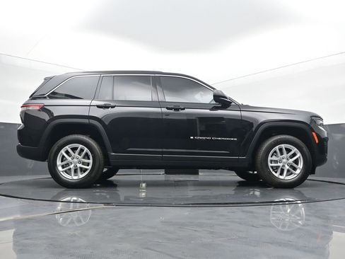 New 2025 Jeep Grand Cherokee Laredo X w/ Luxury Tech Group I image 52