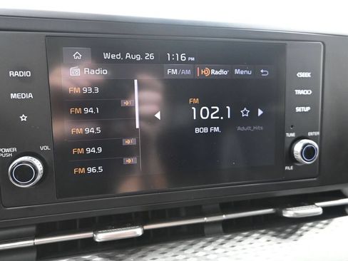 Certified 2024 Kia Carnival LX FWD image 16