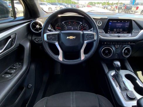 Used 2019 Chevrolet Blazer LT image 6