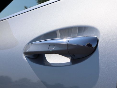 New 2026 Mercedes-Benz GLA 250 4MATIC image 9