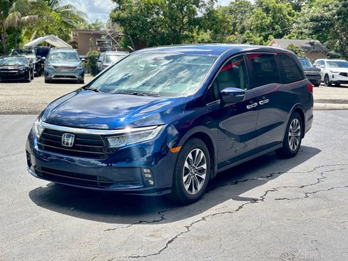 Used 2022 Honda Odyssey EX-L image 3