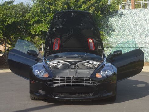 Used 2005 Aston Martin DB9 Volante image 27
