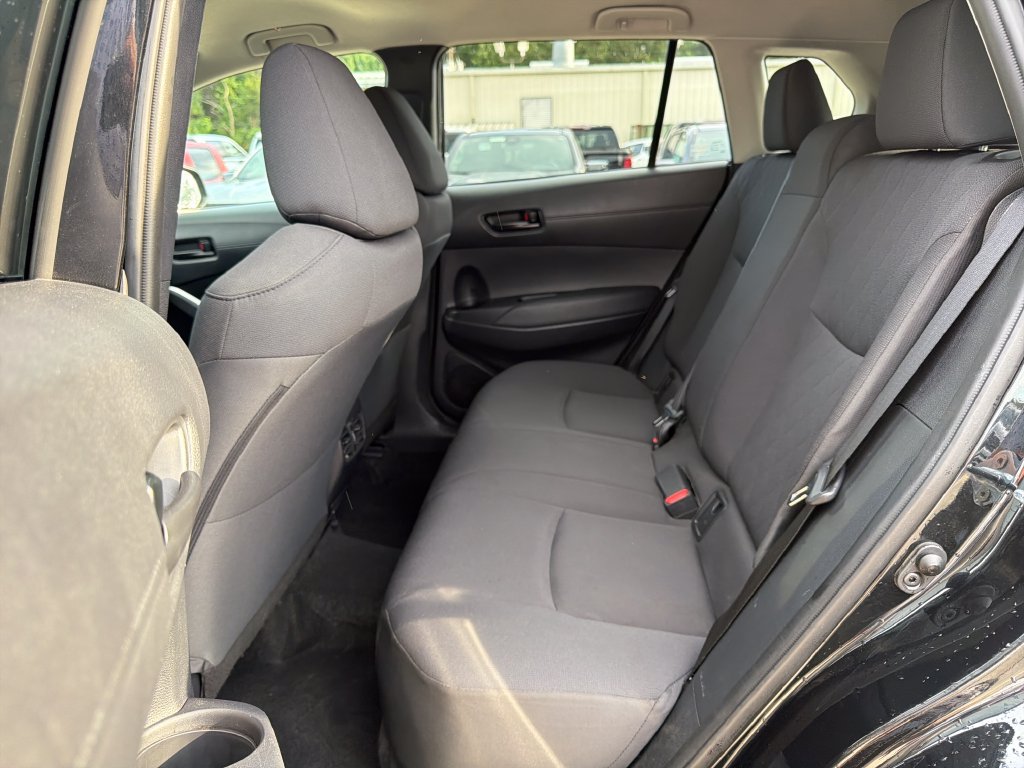 Used 2025 Toyota Corolla Cross LE FWD image 24