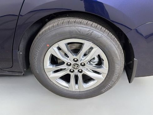 New 2026 Toyota Sienna Limited AWD/4WD image 28