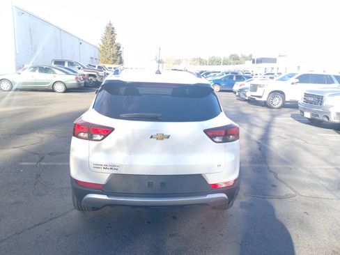 Used 2023 Chevrolet TrailBlazer LT image 4