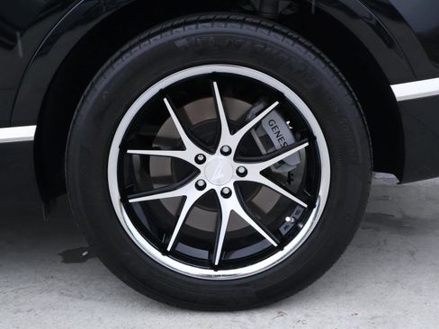 Used 2024 Genesis GV80 3.5T w/ Advanced Package image 8