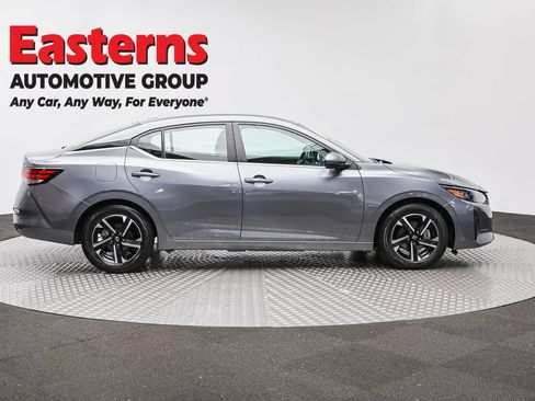Used 2024 Nissan Sentra SV FWD image 4