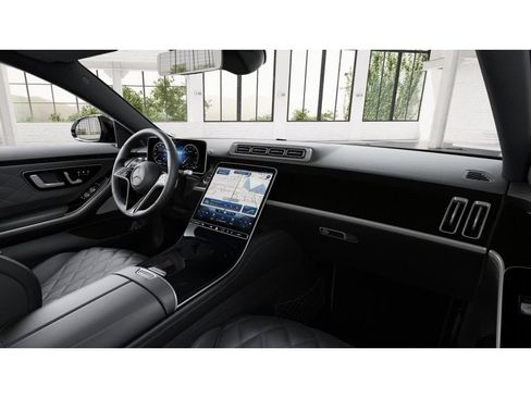 Used 2025 Mercedes-Benz S 580 4MATIC Sedan image 6