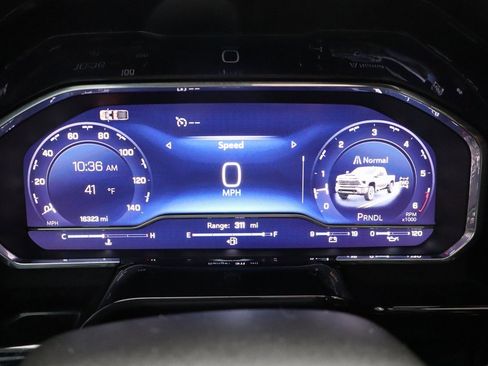 Used 2024 Chevrolet Silverado 2500 LTZ w/ LTZ Convenience Package image 34