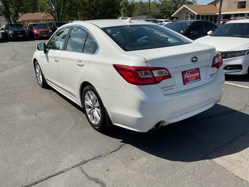 Used 2016 Subaru Legacy 2.5i Premium w/ Popular Package #2 AWD/4WD image 7