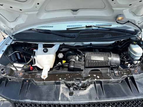 Used 2012 Chevrolet Express 2500 LS RWD image 16