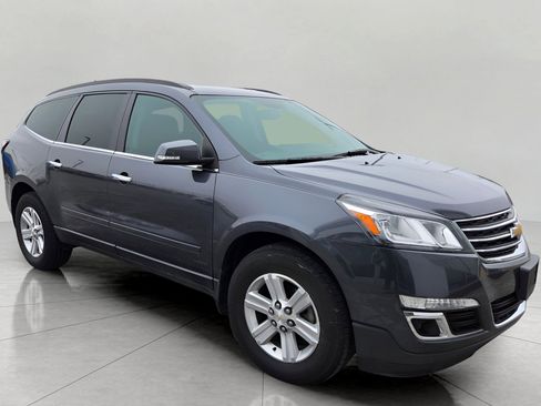 Used 2014 Chevrolet Traverse LT image 1