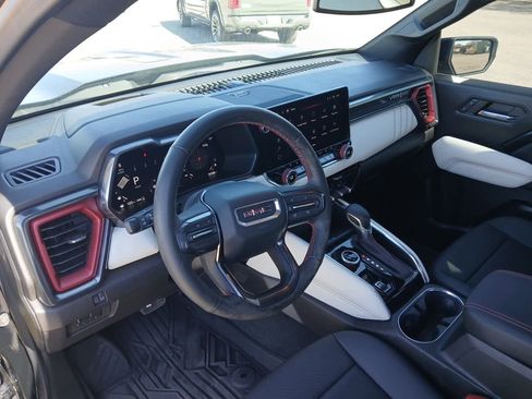Used 2023 GMC Canyon AT4X image 25
