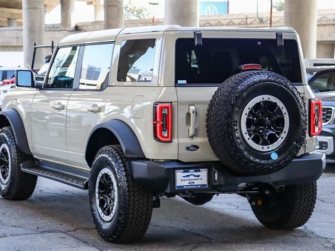 New 2025 Ford Bronco Outer Banks w/ Sasquatch Package image 6