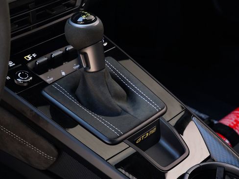 Used 2025 Porsche 911 GT3 RS image 17