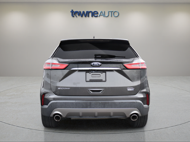 Used 2019 Ford Edge SEL w/ Equipment Group 201A AWD/4WD image 2