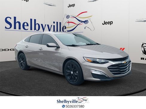 Used 2022 Chevrolet Malibu LT image 3