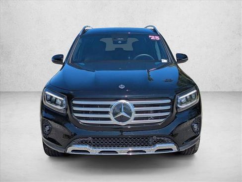Certified 2025 Mercedes-Benz GLB 250 4MATIC image 2