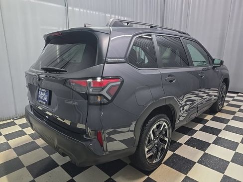 Used 2026 Subaru Forester Premium AWD/4WD image 4