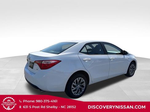 Used 2018 Toyota Corolla LE FWD image 6