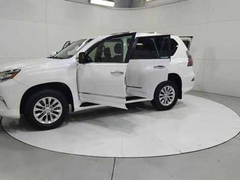 Used 2019 Lexus GX 460 Premium image 10