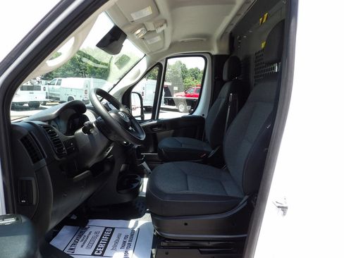 Used 2024 RAM ProMaster 2500 FWD image 17