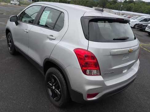 Used 2017 Chevrolet Trax LS AWD/4WD image 6