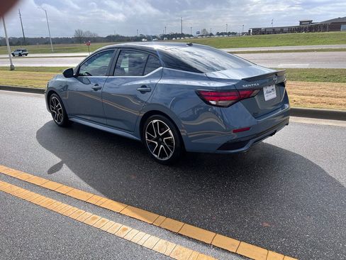 Used 2024 Nissan Sentra SR w/ SR Premium Package image 5
