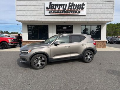 Used 2022 Volvo XC40 T5 Inscription