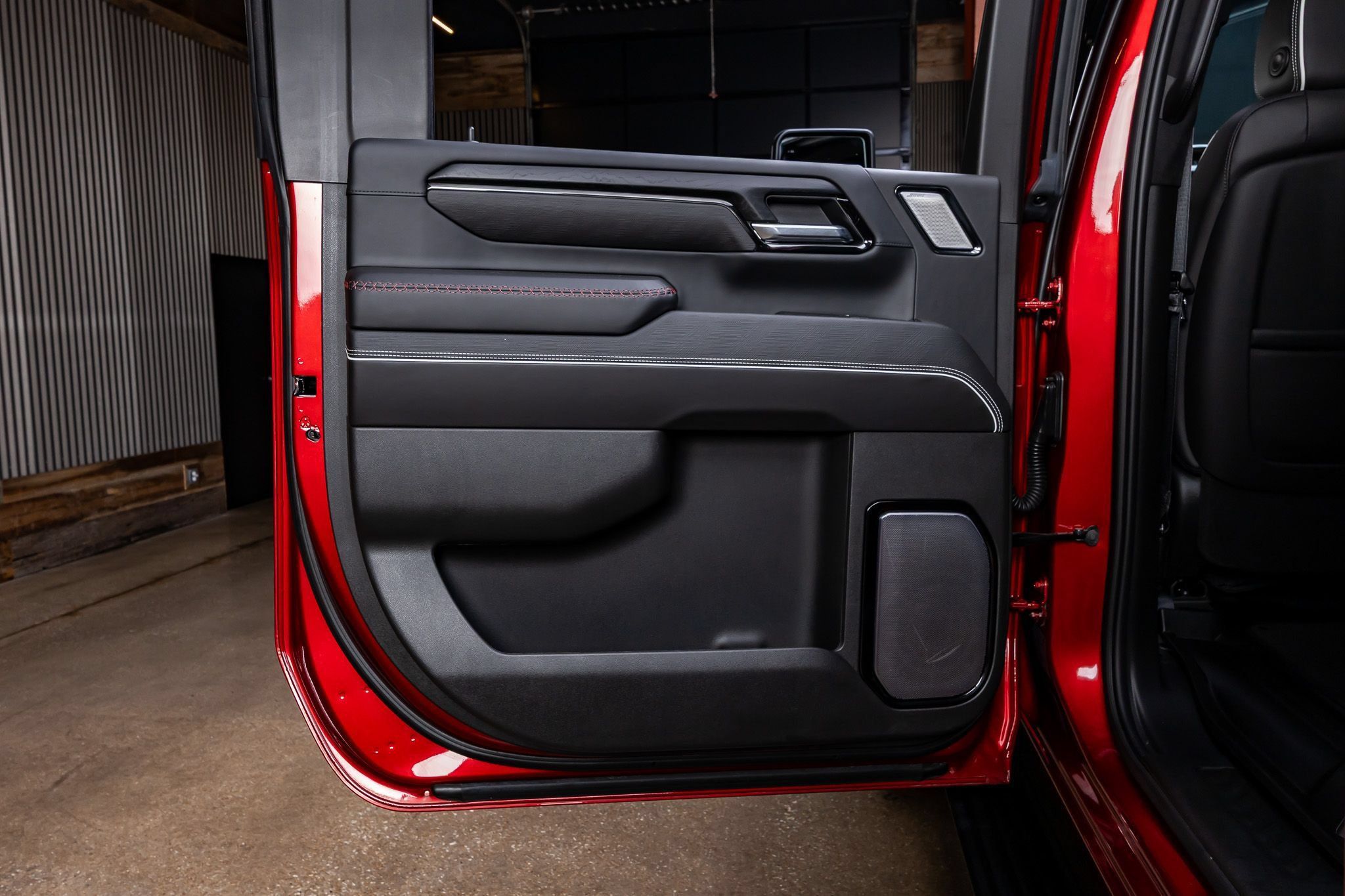 Used 2025 GMC Sierra 2500 AT4X AWD/4WD image 39