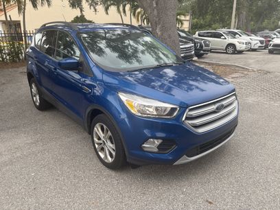 Used 2018 Ford Escape SE w/ SE Sync 3 Package