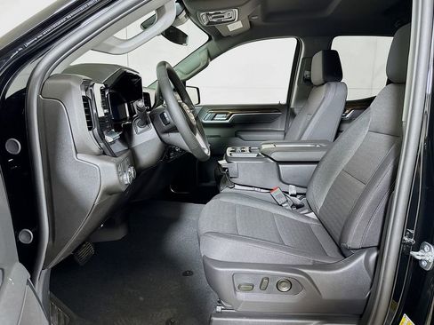 New 2026 GMC Sierra 1500 SLE w/ Preferred Package image 12