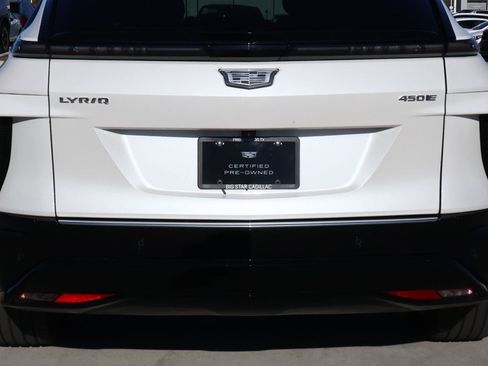 Certified 2024 Cadillac Lyriq Luxury image 10