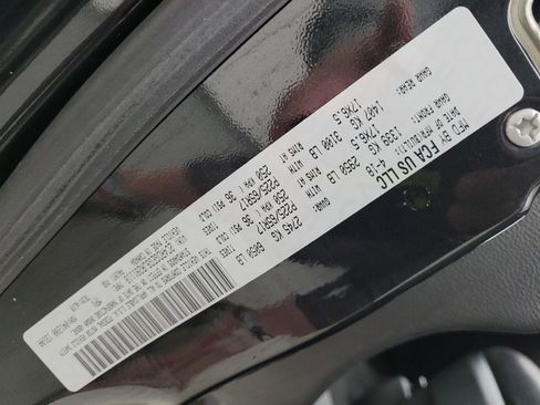Used 2018 Dodge Grand Caravan GT FWD image 33