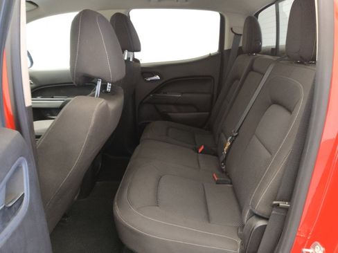 Used 2016 Chevrolet Colorado LT w/ LT Convenience Package image 18