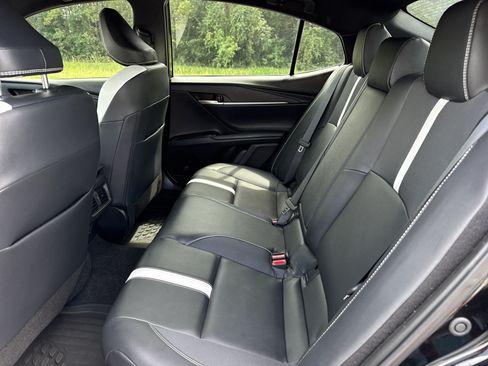Used 2025 Toyota Camry SE FWD image 13