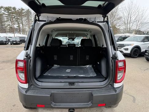 Used 2024 Ford Bronco Sport Badlands image 11