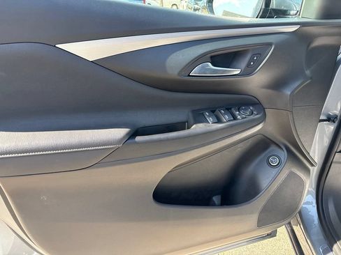 Used 2024 Buick Envista Avenir FWD image 12