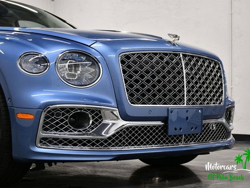 Used 2023 Bentley Flying Spur W12 image 63