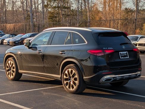 Used 2025 Mercedes-Benz GLC 350e 4MATIC image 8