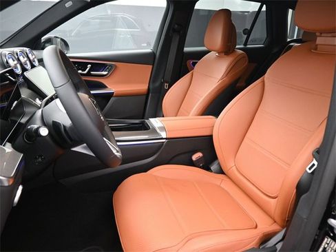 New 2026 Mercedes-Benz GLC 300 image 2