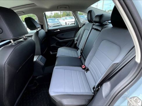 New 2026 Volkswagen Jetta SE FWD image 17