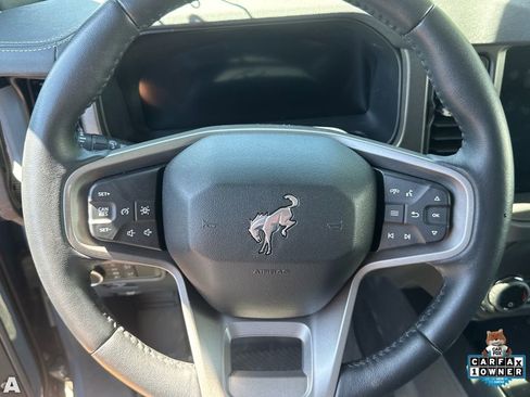 Used 2025 Ford Bronco Badlands AWD/4WD image 13
