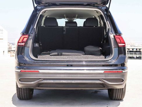 Certified 2022 Volkswagen Tiguan SE FWD image 27