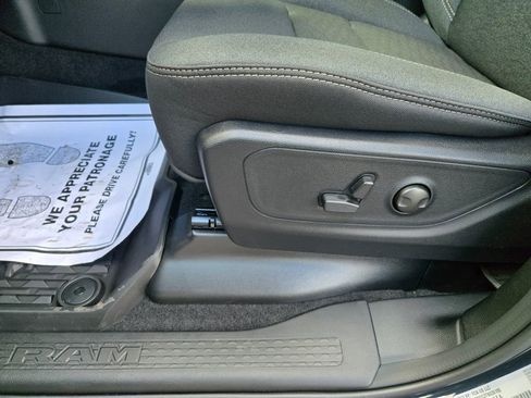 New 2026 RAM 1500 4x4 Crew Cab image 16