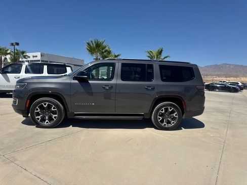 Certified 2023 Jeep Wagoneer Series III w/ Preferred Equipment Group AWD/4WD image 2