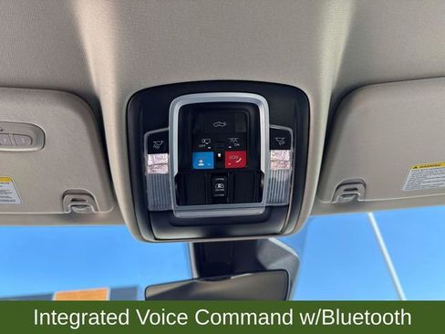 Used 2025 RAM 1500 Laramie image 32