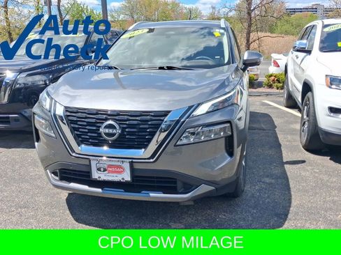 Certified 2023 Nissan Rogue SL w/ SL Premium Package AWD/4WD image 4
