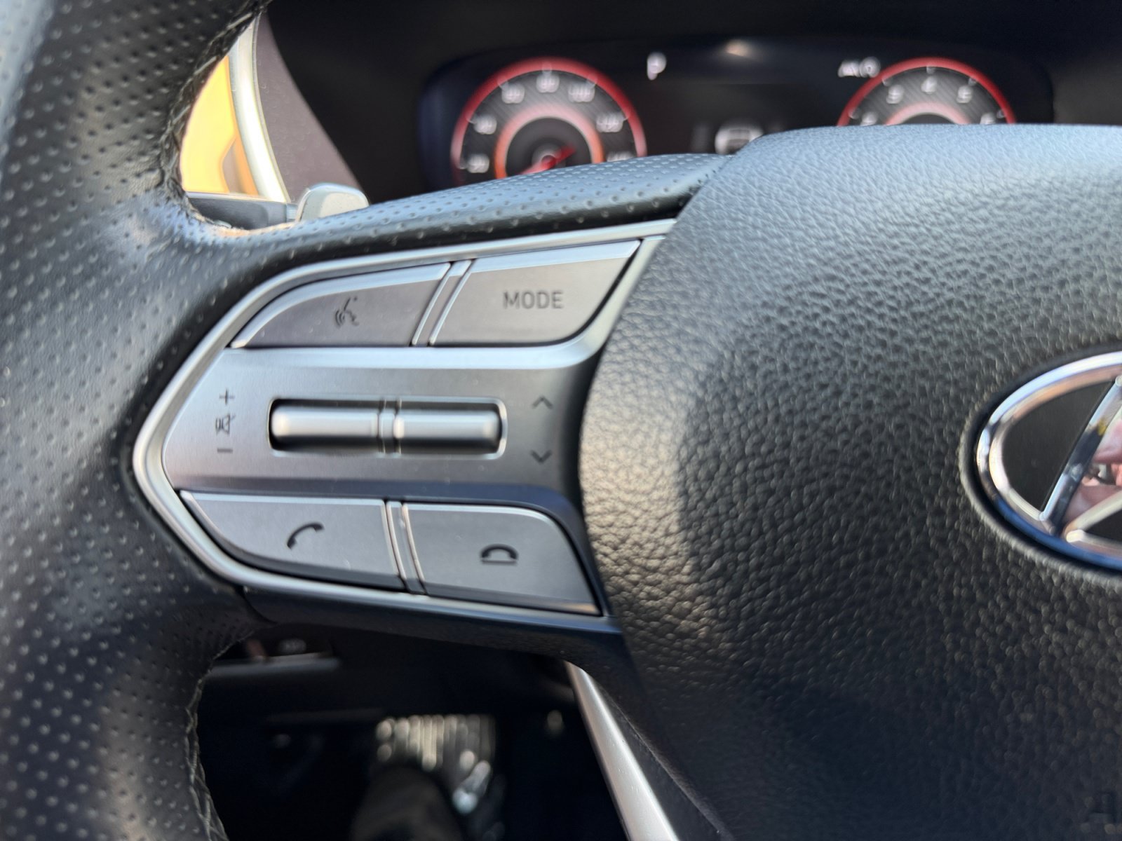 Used 2023 Hyundai Santa Fe Calligraphy AWD/4WD image 18
