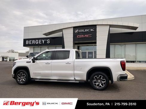 Certified 2022 GMC Sierra 1500 SLT w/ SLT Premium Plus Package AWD/4WD image 24
